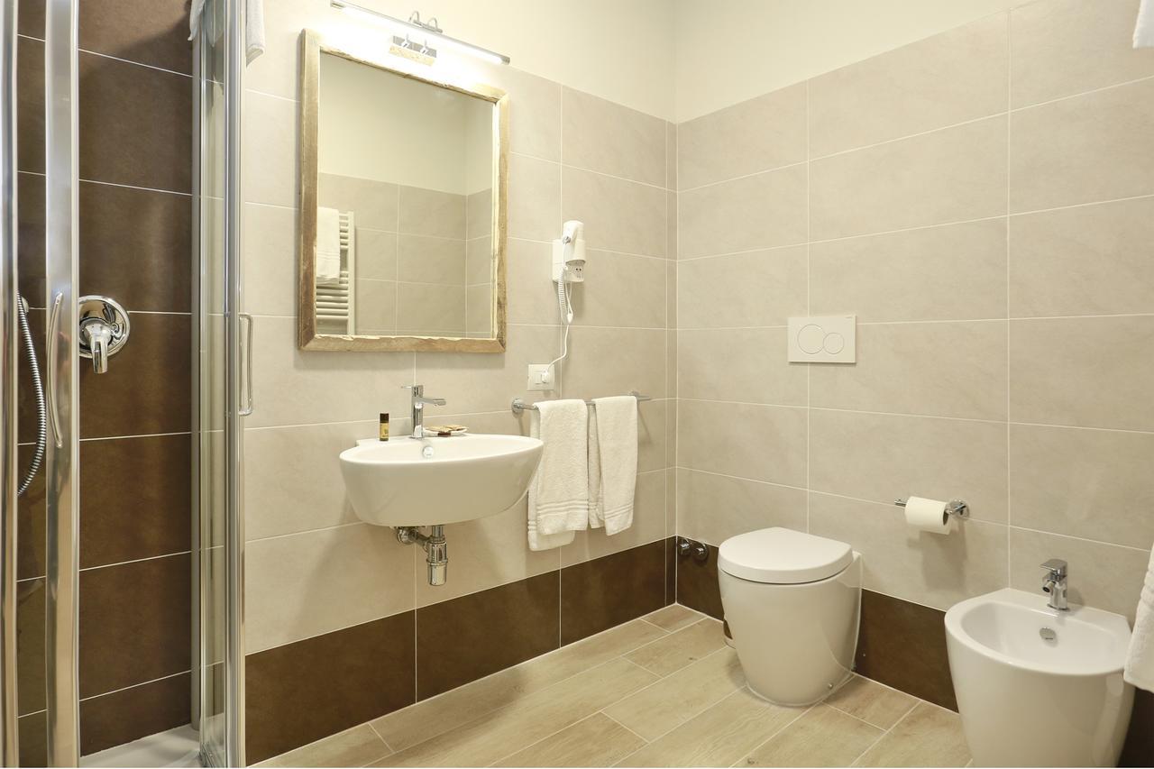 Tornabuoni Boutique Bed and Breakfast Florence Buitenkant foto