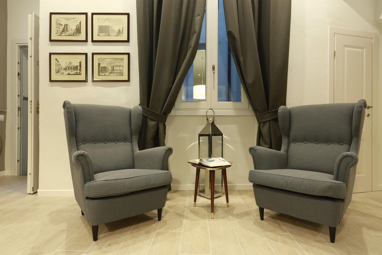 Tornabuoni Boutique Bed and Breakfast Florence Buitenkant foto