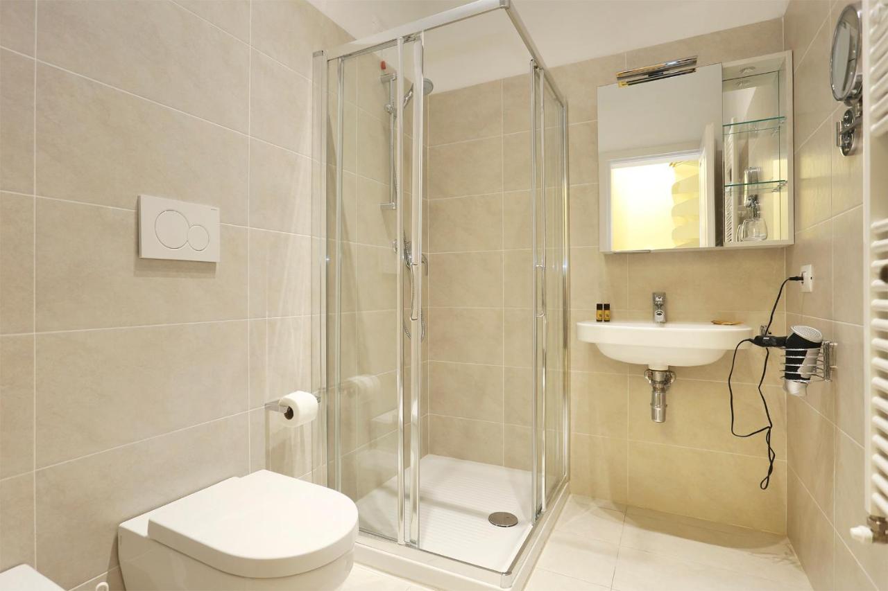 Tornabuoni Boutique Bed and Breakfast Florence Buitenkant foto